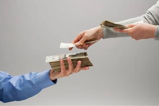 Lộc TRỜI đổ cửa nhà - Cuối tuần từ 8-9/2 có 3 tuổi này cực ĐỎ về tiền tài!