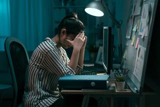 TAI ƯƠNG bủa vây - 6 tháng cuối năm 2025, TRỜI cao nhắc nhẹ có 3 tuổi sau dễ gặp HỌA về tiền, sức khỏe, công việc