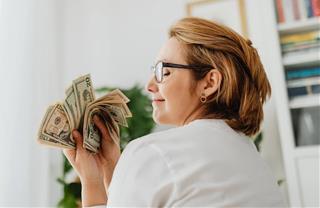 11 dấu hiệu tiền bạc đang đổ về phía bạn, bạn bỏ qua nghĩa là đánh mất cơ hội VÀNG hiếm có