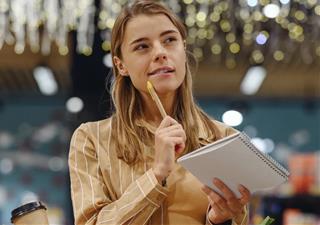 6 thói quen luôn có tiền tích lũy, tránh rơi vào khủng hoảng, bất kể thu nhập thấp