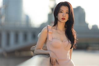 Mẹo "Hack" nhan sắc 2025: Chiêm tinh bật mí bí kíp "nâng tầm" dung mạo 12 chòm sao!