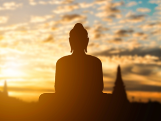 Trời Phật không dang tay cứu ai hết, hãy tự cứu mình trước, nghe hơi phũ nhưng đây là quy luật tất yếu!