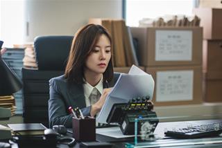 Cảnh báo! Sang tháng 7 âm, 4 con giáp này toàn gặp phải "thứ CÔ HỒN" trong công việc, vạ lây bất ngờ