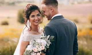 Đâu mới là độ tuổi kết hôn lý tưởng của phụ nữ theo khảo sát của các chuyên gia?