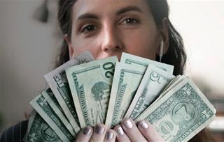 Vén màn bí mật tài chính cuối năm 2025: Những chòm sao nào sẽ hái ra tiền?