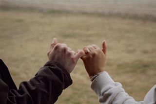 Hôm nay 7/9/2025 - Hạnh phúc nở rộ, 4 con giáp này đón nhiều tin vui nhất!