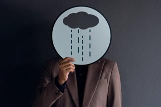 Sóng gió ập đến bất ngờ: Cẩm nang sống sót cho 4 cung hoàng đạo kém may tuần này (19-25/1)