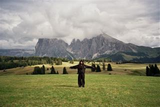 Tử vi thứ 2 ngày 2/2/2026 của 12 cung hoàng đạo: Nhân Mã nóng nảy, Kim Ngưu may mắn