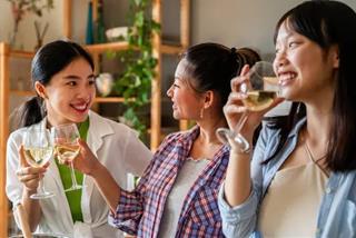 4 chòm sao đón những tín hiệu chiêm tinh đặc sắc trong tháng 11/2026, bất ngờ nhận tin VUI tới tấp