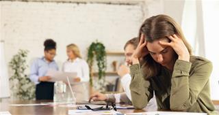 Tử vi hôm nay: 4 con giáp gặp nhiều rắc rối ngày 30/3/2026, áp lực bủa vây