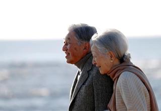 Ngày mới 5/4/2026 - Nhận VÍA đỏ tình, 4 con giáp số sướng, hạnh phúc, gia đạo có tin vui!