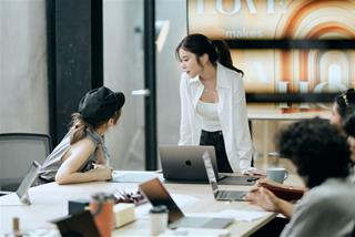 Sự nghiệp của 3 chòm sao này sẽ BỨT PHÁ cực ĐỈNH trong tháng 3/2026