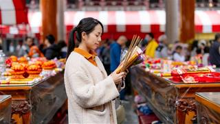 5 CÂU TỐI KỴ dễ làm tổn phước và 6 ĐIỀU CẤM KỴ tuyệt đối đừng phạm khi đi lễ chùa, nhất định phải nhớ kỹ!