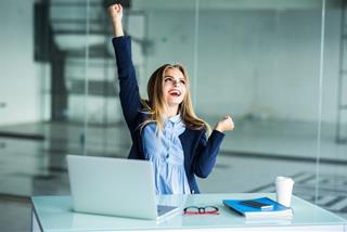 Tử vi hôm nay: 4 con giáp thăng tiến không ngừng ngày 8/4/2026, may mắn ngập tràn