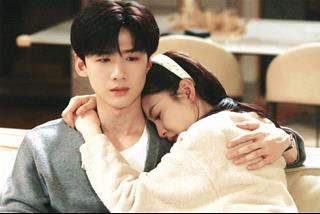 Ai YẾU tim thì đừng dây vào 3 chòm sao có cách YÊU đáng sợ này, họ khiến bạn nghẹt thở!