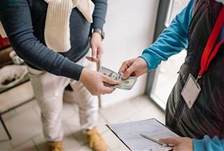 Top 3 con giáp may mắn đón nhận thời cơ vàng vào thứ Hai đầu tuần (13/4)