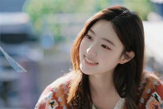 Tử vi hôm nay 26/4/2026 - Báo tin vui cho 4 con giáp này sắp thoát Ế, gia đạo êm ấm, sắp có tin VUI lớn