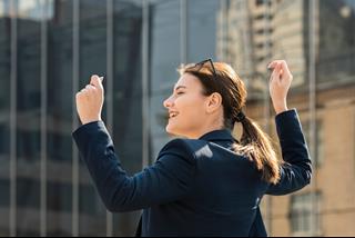 Tử vi hôm nay: Chúc mừng 4 con giáp VƯỢNG đủ đường ngày 29/4/2026, làm 1 hưởng 10