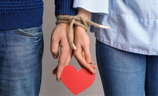 Khổ vì tình là một trong 5 loại NGHIỆP DUYÊN từ kiếp trước - Loại cuối cùng hiếm có người vượt qua