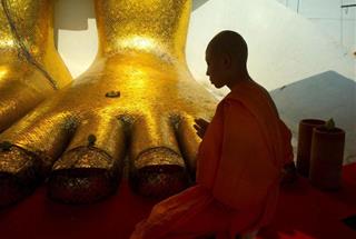 Ý nghĩa linh thiêng của số 3 trong Đạo Phật: Tam Pháp Ấn, Tam Bảo, Tam Thiện và Tam Ác