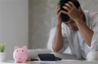 Đừng xấu hổ, thừa nhận thói quen chi tiêu làm bạn túng thiếu này và thay đổi ngay lập tức