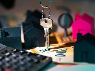 Top 4 con giáp có lộc đất đai, mua đâu thắng đó, sổ đỏ cầm tay trong 6 tháng tới