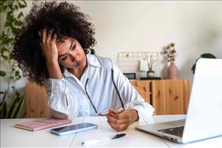 Tử vi hôm nay: 4 con giáp nên thận trọng ngày 24/4/2026, kế hoạch bị đảo lộn