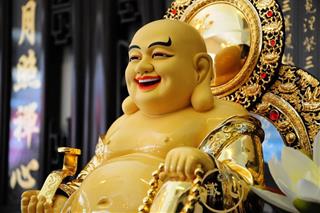 Tâm an lạc, phúc tự về - Theo Phật Di Lặc, ai càng hay cười càng gặp nhiều may mắn