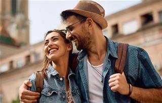 Cuối tuần (16-17/5): Top 3 chòm sao trái tim được vỗ về, hạnh phúc tự khắc nảy mầm