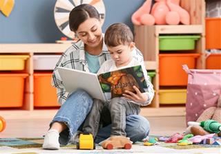 Đừng nói tiền không quan trọng: Lợi thế ngầm giúp con nhà giàu đi nhanh hơn bạn 10 năm