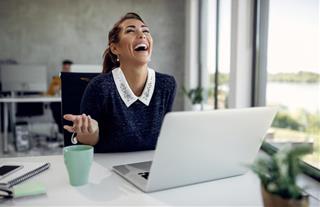 Tử vi hôm nay: 4 con giáp vượt mọi khó khăn ngày 20/5/2026, công danh - tài lộc đủ đầy