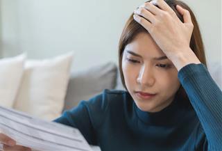 Bí ẩn chiếc ví trống rỗng: Lý do gặp rắc rối về tiền dù thu nhập cao, 90% chúng ta gặp phải