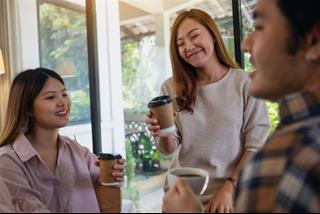 Phong cách xã giao của 12 con giáp - Người ồn như cái chợ, kẻ thích sống một mình
