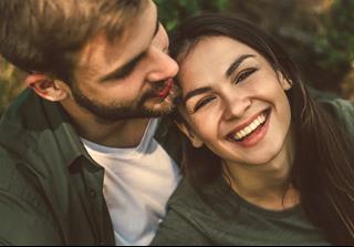 Cực hot mùa Sư Tử 2026: Chòm sao nào sắp bước vào thiên đường hạnh phúc?