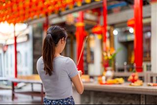 Vía Quan Công mùng 6 tháng 8 - CẢNH BÁO 3 kiểu người này, càng bái lạy càng dễ rước HỌA vào thân vì Quan không độ!