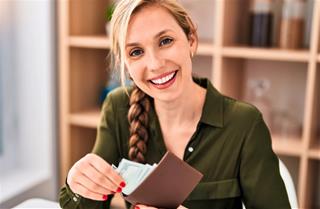 Top 3 ngày sinh con cưng Vũ Trụ khi cổng Sư Tử chạm đỉnh năng lượng