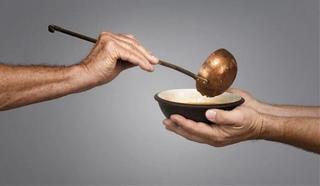 Bố thí chia làm 3 loại, TIỀN chỉ là tầng ngoài cùng, 2 loại còn lại dù có bỏ bao nhiêu tiền cũng KHÔNG MUA được!