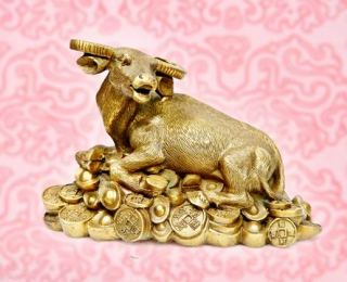 Bài trí biểu tượng con trâu mang lại tài lộc dồi dào