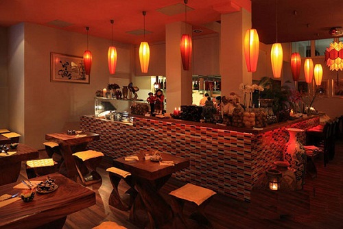 Trang trí tiệm cà phê đúng phong thủy để hút tài đón lộc