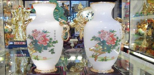 Bài trí bình tài lộc trong nhà ở để giữ gìn tài sản