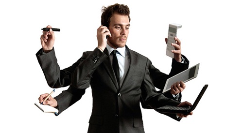 Những con giáp cần mẫn nơi công sở