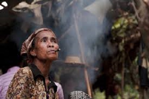 Phép tránh thai có một không hai của tộc người bí ẩn nhất Việt Nam