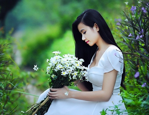 Vì sao nhất định phải cưới người tuổi Tỵ làm vợ?