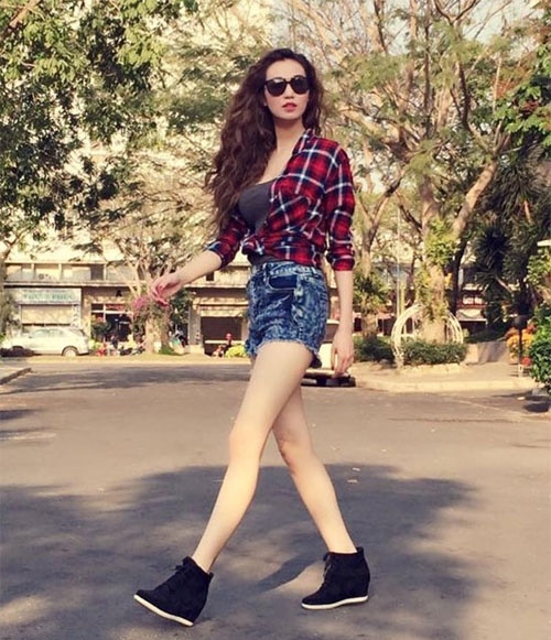 Bộ cánh mùa thu nổi bật giữa phố cho 12 cô nàng hoàng đạo