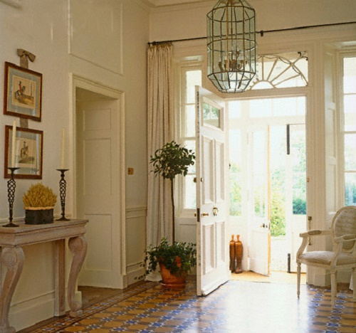 Gạt bay 4 lỗi phong thủy cửa chính gây họa trong năm 2016