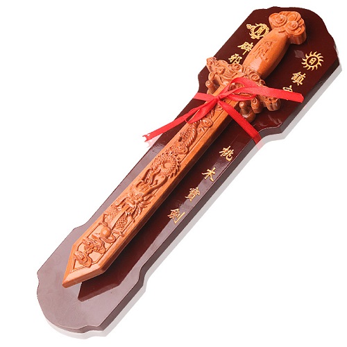 21 thần khí phong thủy chiêu tài nạp phúc 2016: Gỗ đào