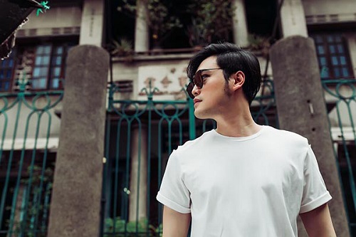 Hoàng tử sơn ca Quang Vinh: chàng trai Kim Ngưu bất ngờ trở lai showbiz