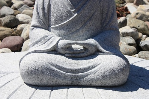 Tư thế ngủ cát tường của Phật giáo - vừa dưỡng sinh vừa tu hành