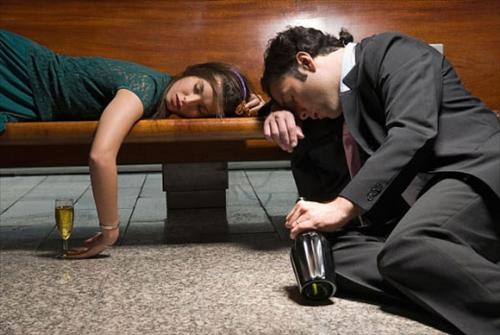 36 thứ tội khi uống rượu say nhất định phải biết, nếu không sẽ bị quả báo