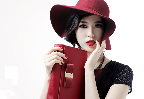 Nhập hội cùng những con giáp quá coi trọng “nước sơn”